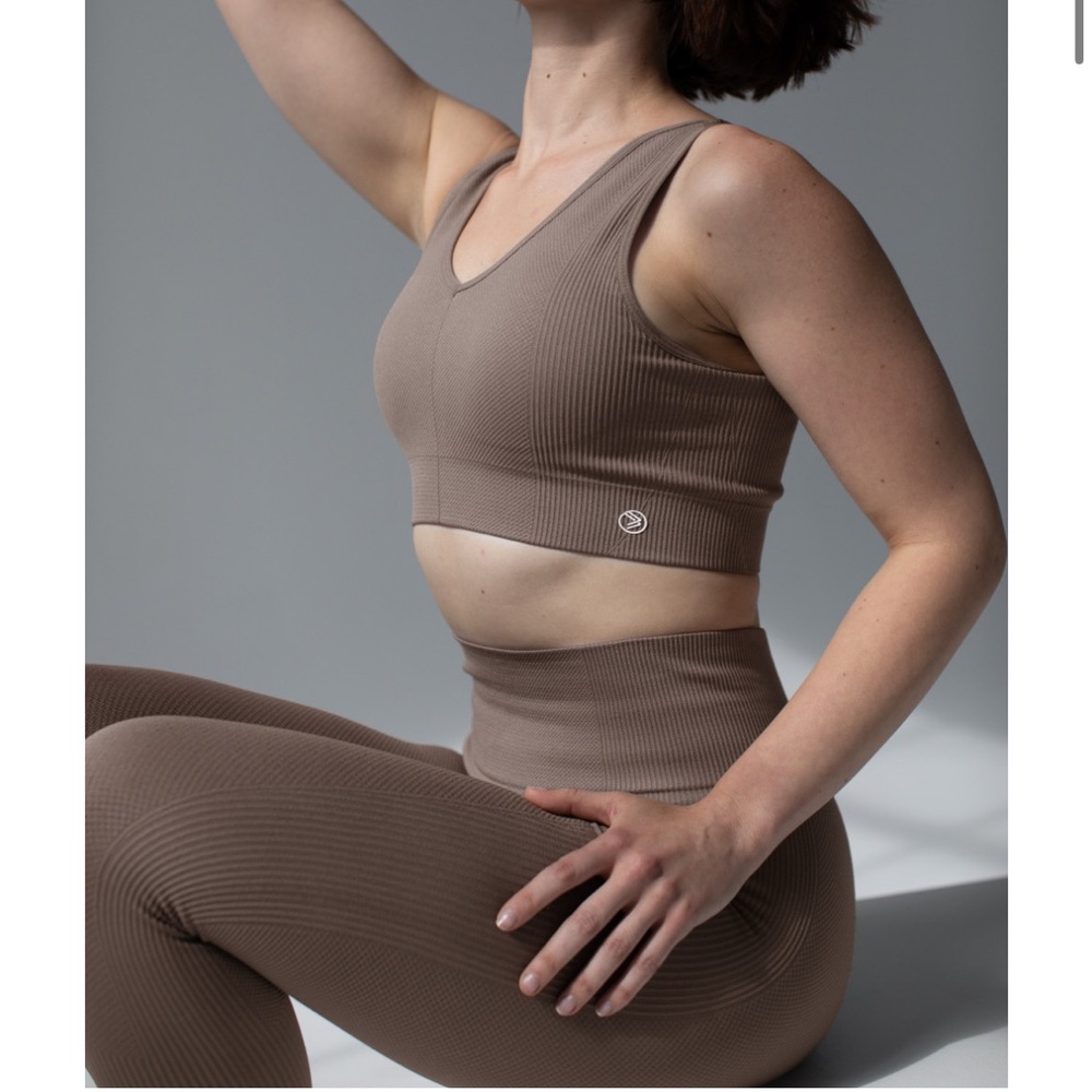 Savvi Ashtanga sports bra